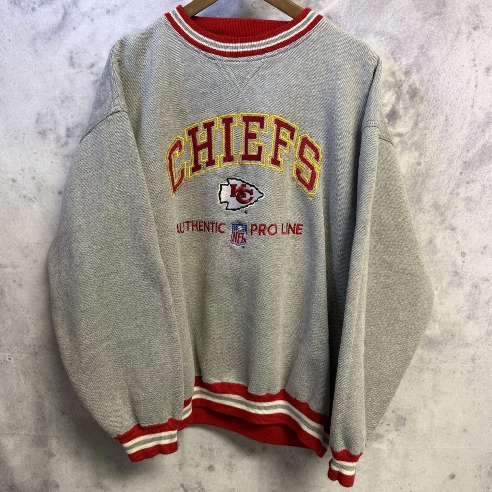 VTG 90s Logo Athletic Kansas City Chiefs Embroidered Sweatshirt Mens XL 24x26.5